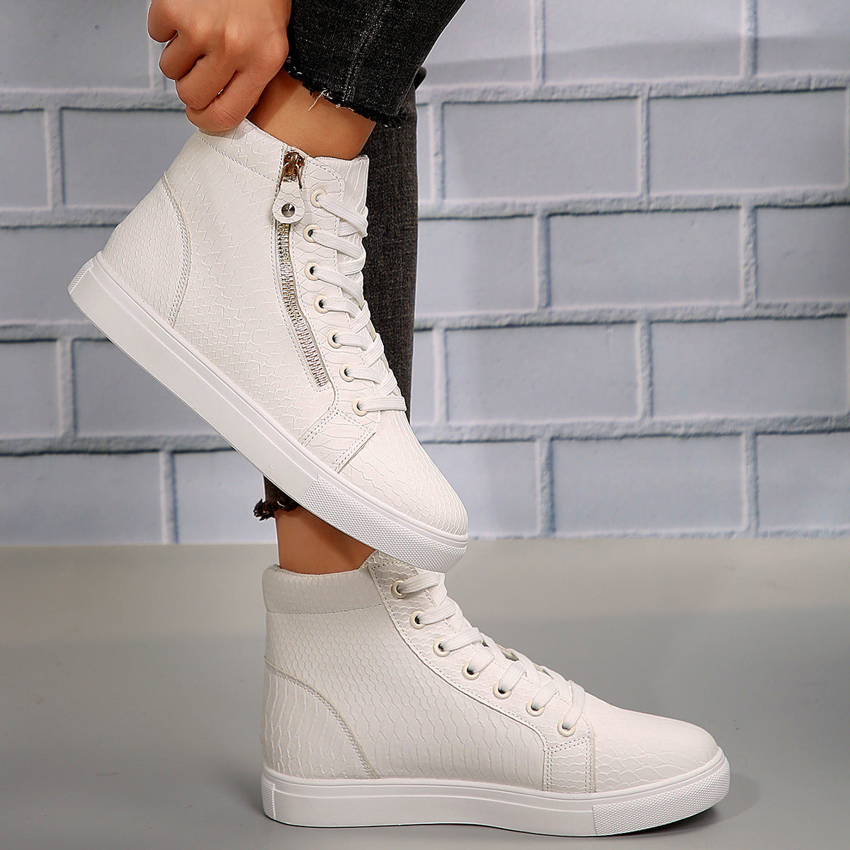 Plus Size Women's Platform Lace-up High-top Casual Flat Skateboard Shoes